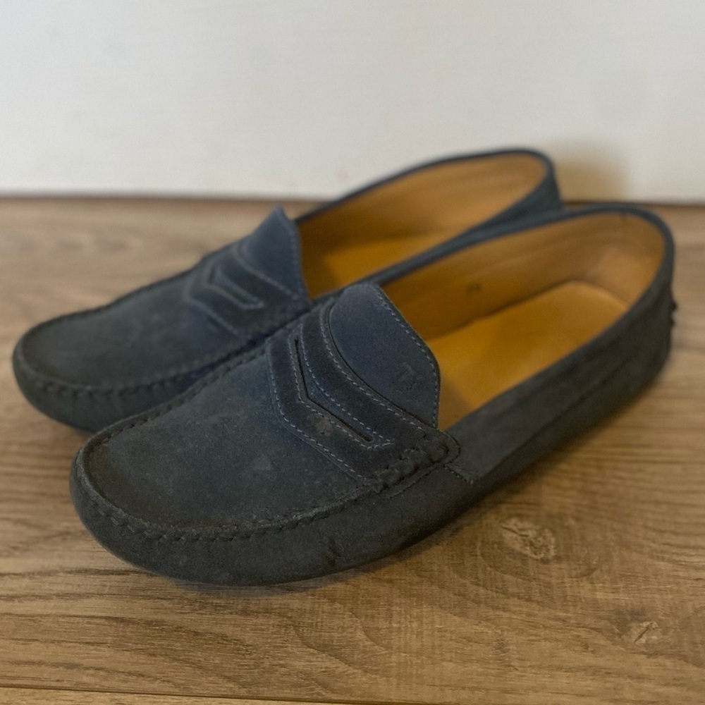 TOD’S Blue Suede Driving Loafers